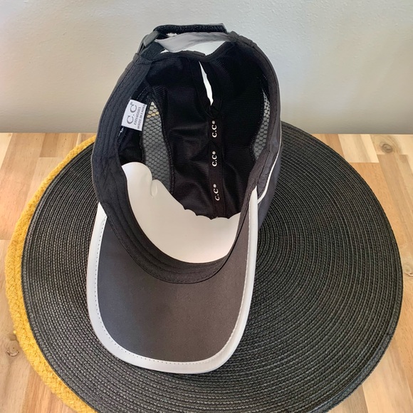 C.C. Exclusives Sport Cap New but no tag - Picture 4 of 4